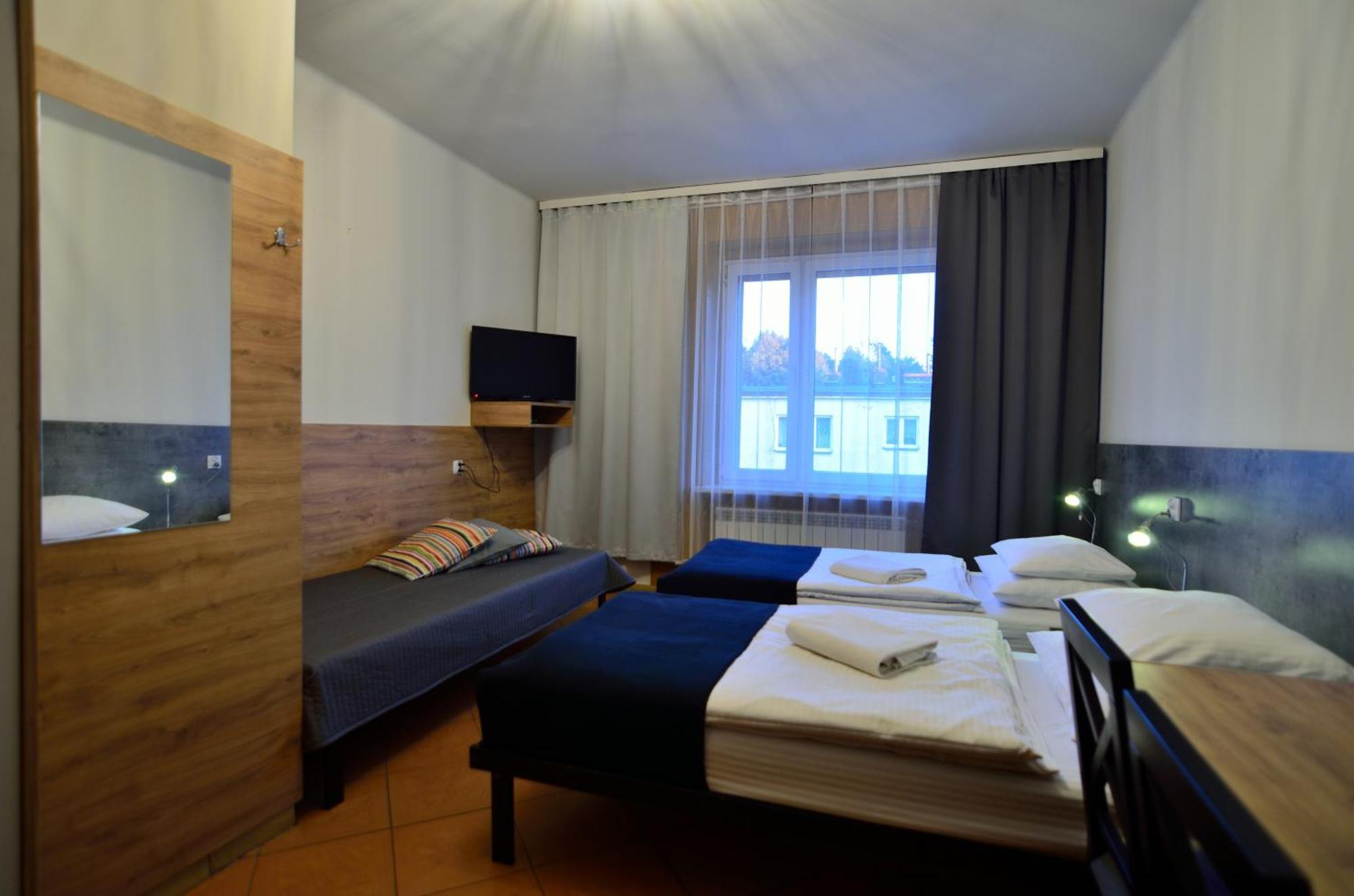 Hotel Gracja Kuznia Raciborska Ngoại thất bức ảnh