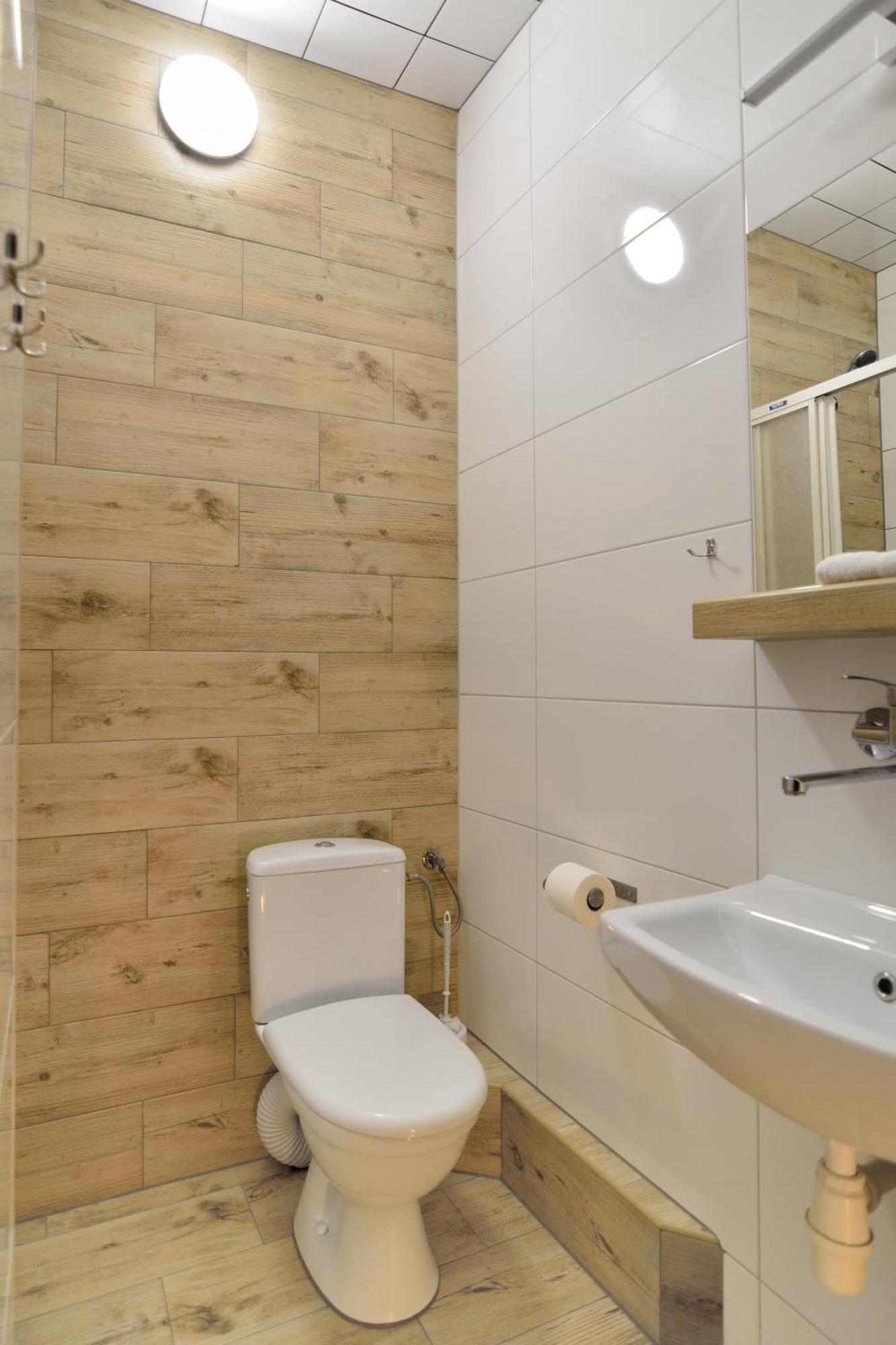 Hotel Gracja Kuznia Raciborska Ngoại thất bức ảnh