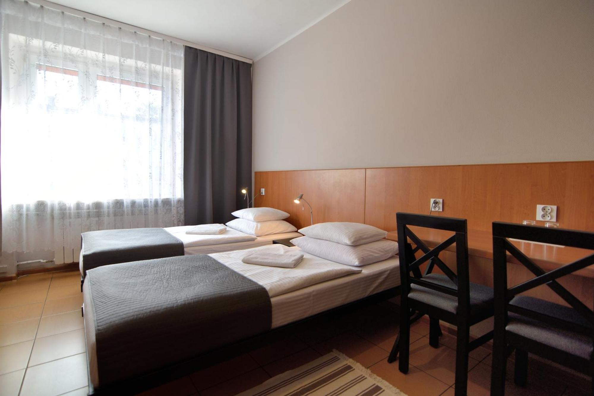 Hotel Gracja Kuznia Raciborska Ngoại thất bức ảnh
