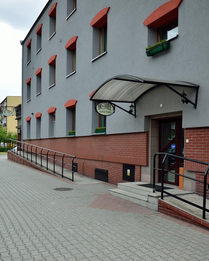 Hotel Gracja Kuznia Raciborska Ngoại thất bức ảnh